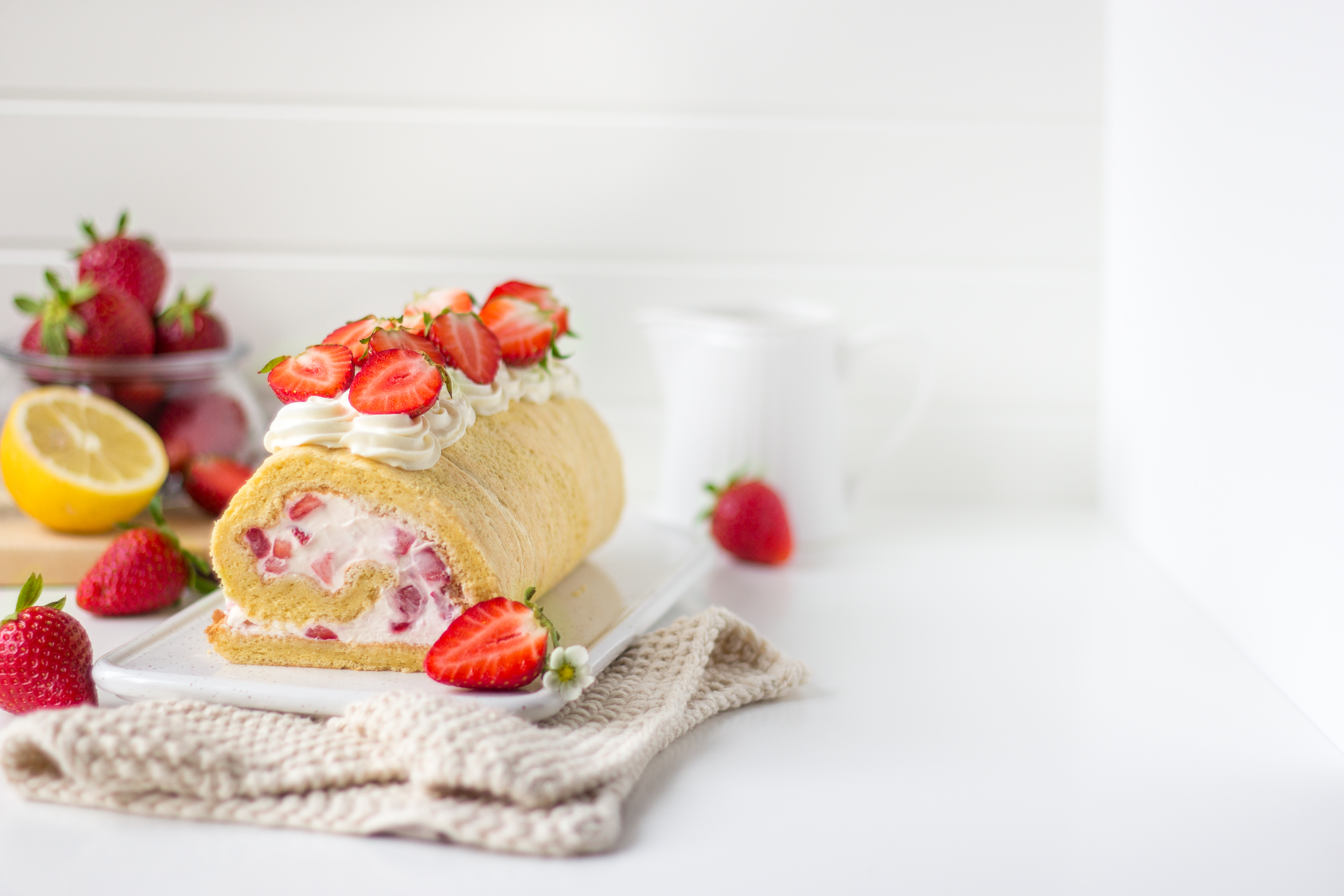 Erdbeerroulade Rezept | Fini´s Feinstes